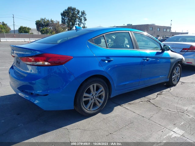 2017 HYUNDAI ELANTRA SE VIN: 5NPD84LF8HH051701