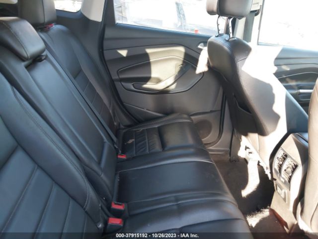 1FMCU0J9XFUA27038 Ford Escape Titanium