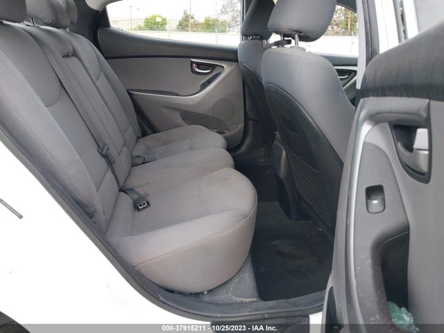 2016 HYUNDAI ELANTRA SE VIN: 5NPDH4AE3GH710082