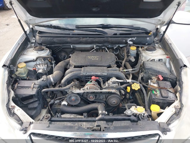 2011 SUBARU LEGACY 2.5I LTD PWR MOON VIN: 4S3BMBK60B3239477