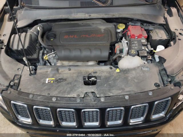 3C4NJDBB7KT813432 Jeep Compass Latitude