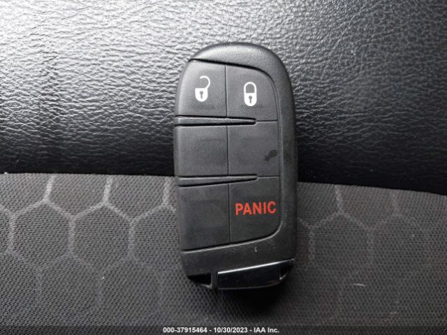 3C4NJDBB7KT813432 Jeep Compass Latitude