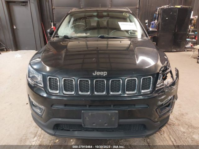 3C4NJDBB7KT813432 Jeep Compass Latitude