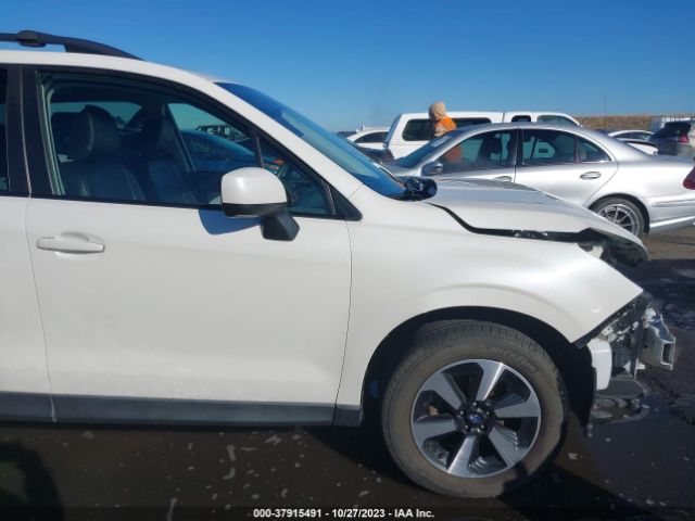 JF2SJAEC4JH551504 Subaru Forester Premium