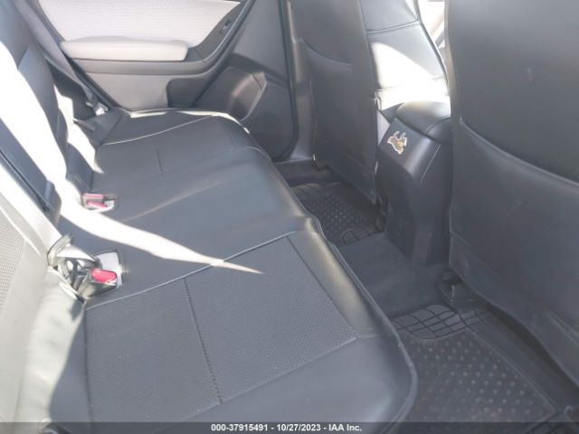 JF2SJAEC4JH551504 Subaru Forester Premium