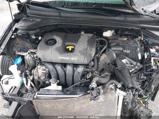 Hyundai ELANTRA SEL 2018 5NPD84LF0JH229980 Image 10