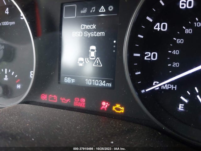 Hyundai ELANTRA SEL 2018 5NPD84LF0JH229980 Image 7