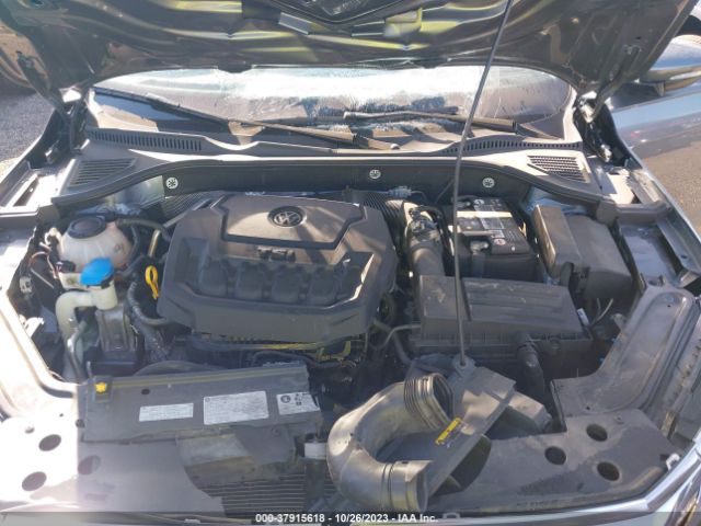 1VWMA7A31LC008284 Volkswagen Passat 2.0t R-line