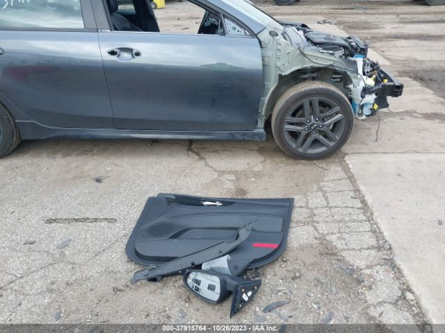 3KPF34AD3LE186123 KIA Forte Gt-line