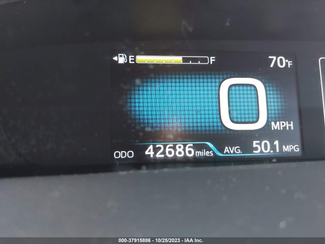 Toyota Prius Four 2016 JTDKARFU6G3017205 Image 15