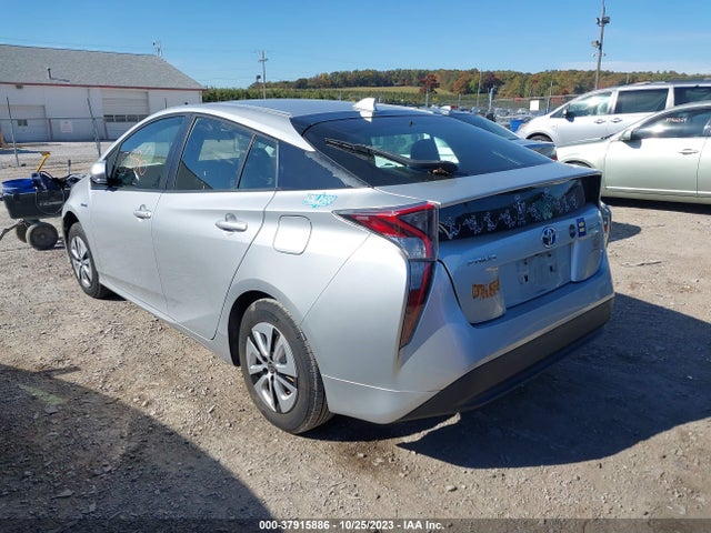 Toyota Prius Four 2016 JTDKARFU6G3017205 Image 3