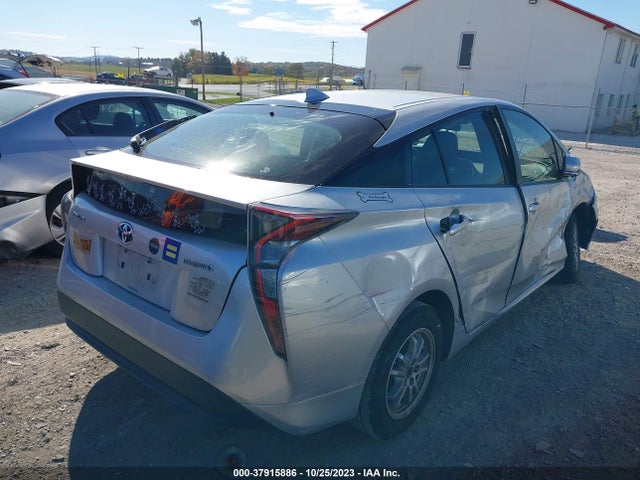 Toyota Prius Four 2016 JTDKARFU6G3017205 Image 4