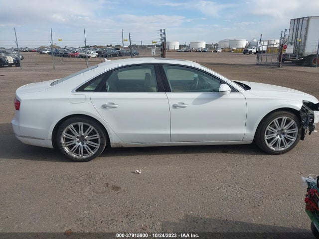 Audi A8 3.0t 2015 WAUJGAFD2FN008433 Image 13