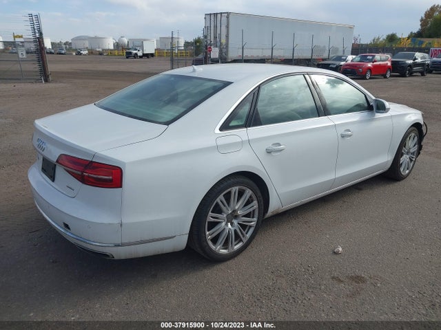 Audi A8 3.0t 2015 WAUJGAFD2FN008433 Image 4