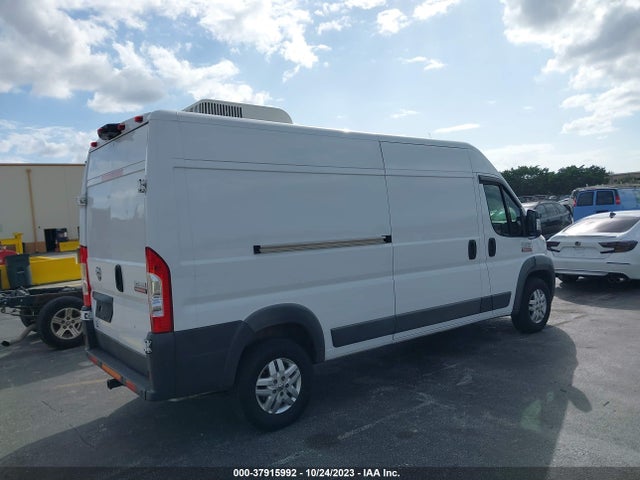 3C6TRVDG4JE100805 RAM Promaster Cargo Van