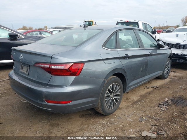 3VWC57BU2MM009709 Volkswagen Jetta S/se/r-line
