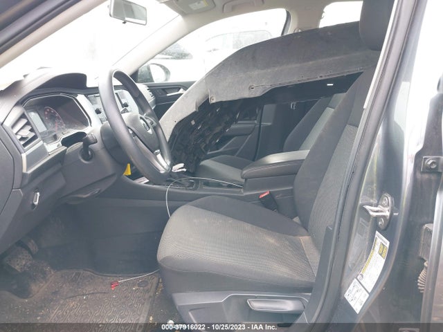 3VWC57BU2MM009709 Volkswagen Jetta S/se/r-line