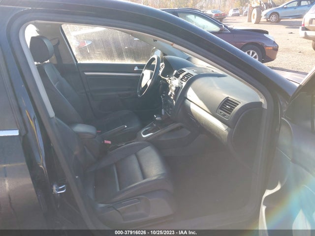 2006 VOLKSWAGEN JETTA SEDAN 2.5L VIN: 3VWSG71K16M700710