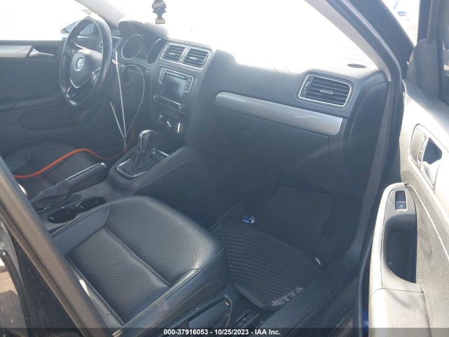 3VWDB7AJ2HM408050 Volkswagen Jetta 1.4t Se