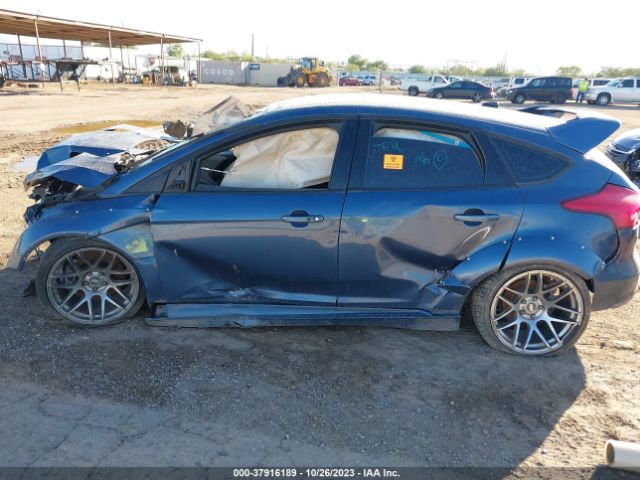 1FADP3L96JL322835 Ford FOCUS ST