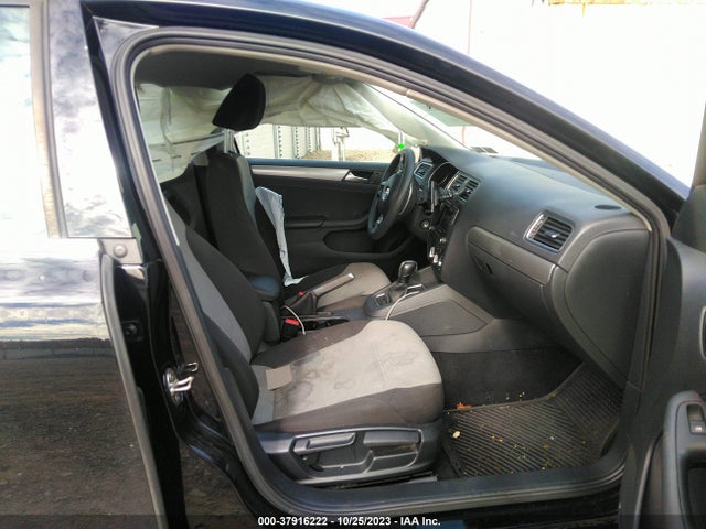 3VW2B7AJ4HM259177 Volkswagen Jetta 1.4t S