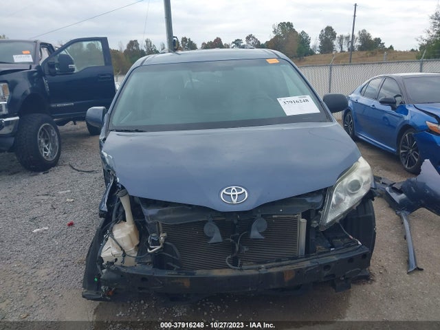 2015 TOYOTA SIENNA LE VIN: 5TDKK3DCXFS558663