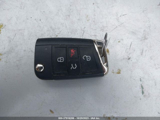 2021 VOLKSWAGEN TIGUAN 3VV2B7AX5MM148768 Photo 10