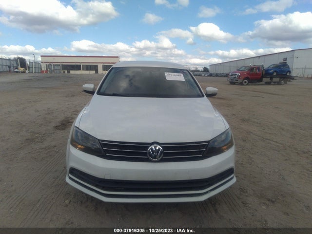 3VW2B7AJXJM244673 Volkswagen Jetta 1.4t S