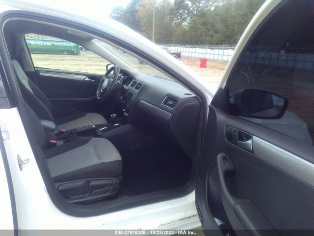 3VW2B7AJXJM244673 Volkswagen Jetta 1.4t S