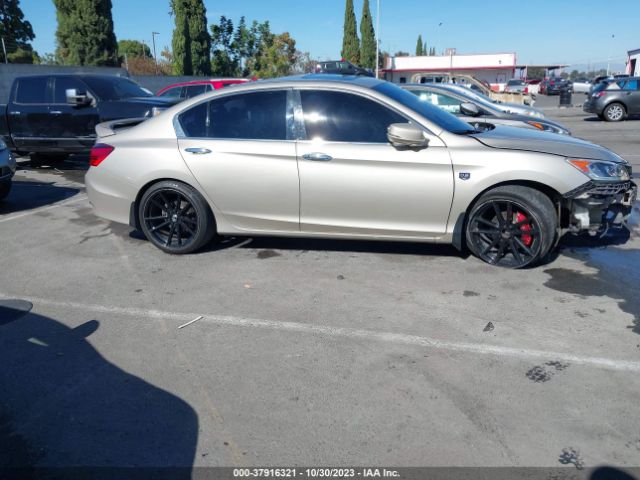 1HGCR2F72HA084123 Honda Accord Sedan Ex