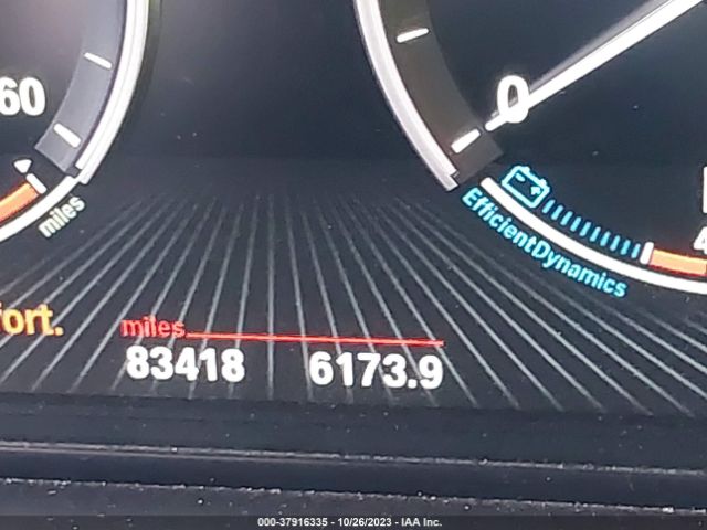 WBAXA5C50FD691237 BMW 535d