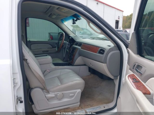 2008 CHEVROLET TAHOE HYBRID 1GNFC13528R203937 Photo 4