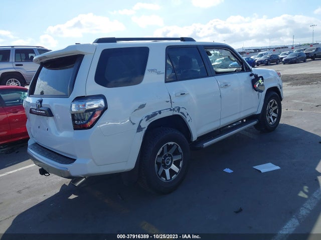 2021 TOYOTA 4RUNNER TRD OFF ROAD PREMIUM VIN: JTERU5JR9M5970682