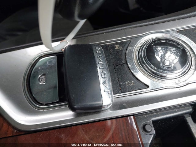 2013 JAGUAR XF SAJWJ0EF7D8U08847 Photo 10