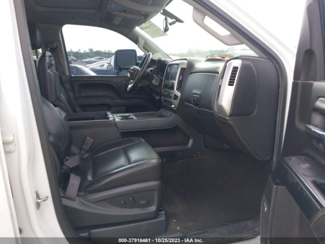 1GT12ZE81FF663200 GMC Sierra 2500hd Slt