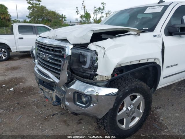1GT12ZE81FF663200 GMC Sierra 2500hd Slt
