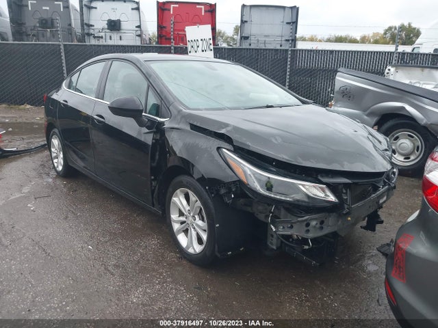 Chevrolet CRUZE LT 2019 1G1BE5SM5K7145528 Image 1