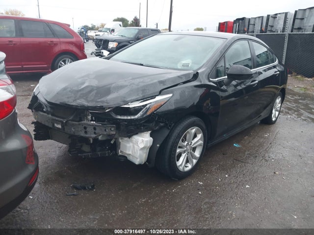Chevrolet CRUZE LT 2019 1G1BE5SM5K7145528 Image 2