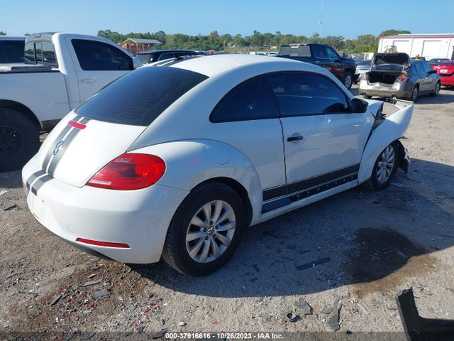 3VWFP7AT7EM623303 Volkswagen Beetle Coupe 2.5l Entry