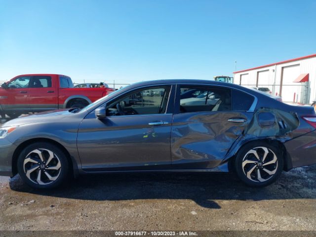 1HGCR2F89HA258181 Honda Accord Sedan Ex-l