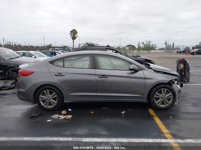 Hyundai Elantra Value Edition 2018 5NPD84LF4JH307578 Image 14