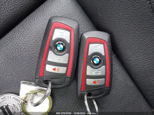 BMW 330i Xdrive 2018 WBA8D9C50JEM31880 Image 11