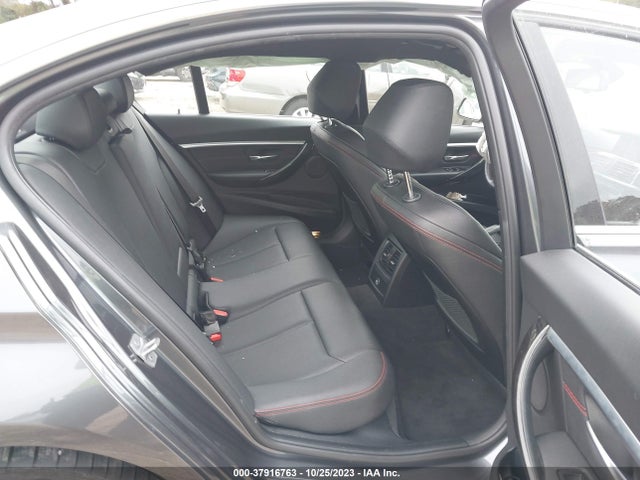 BMW 330i Xdrive 2018 WBA8D9C50JEM31880 Image 8