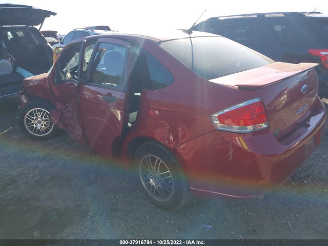 2011 FORD FOCUS SE VIN: 1FAHP3FN2BW174158