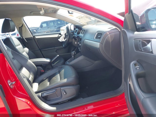 3VWD17AJ6EM431118 Volkswagen Jetta Sedan Se W/connectivity