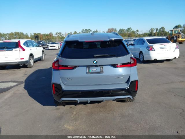 WBX73EF00P5W01676 BMW X1 Xdrive28i
