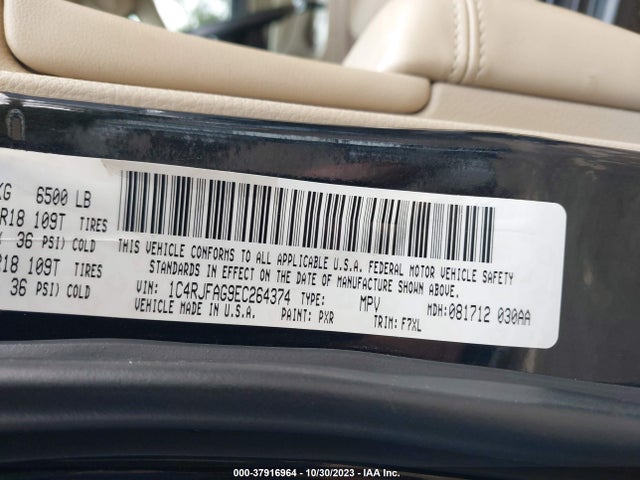 1C4RJFAG9EC264374 Jeep Grand Cherokee Laredo