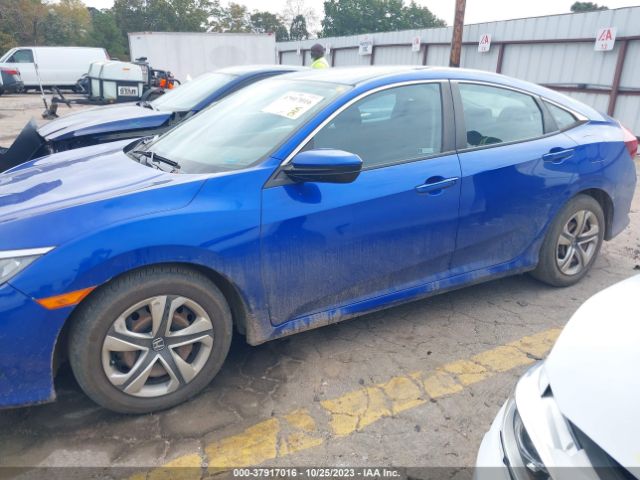19XFC2F54JE001595 Honda Civic Sedan Lx