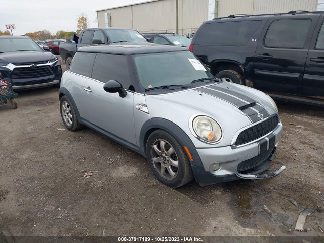2008 MINI COOPER S WMWMF735X8TV34873 Photo 0