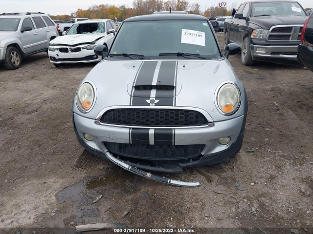 2008 MINI COOPER S WMWMF735X8TV34873 Photo 5